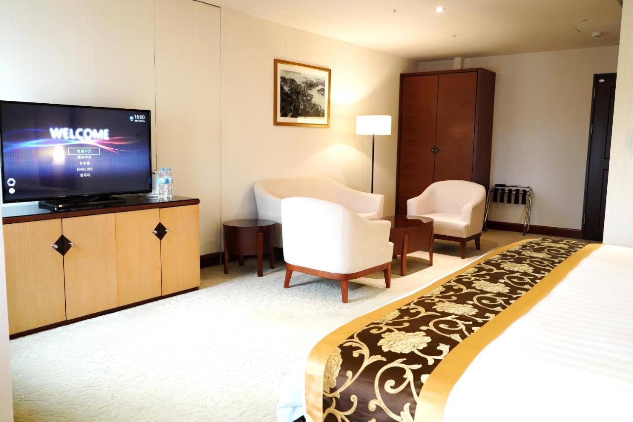 Hu House - Taipei Hotel Luaran gambar
