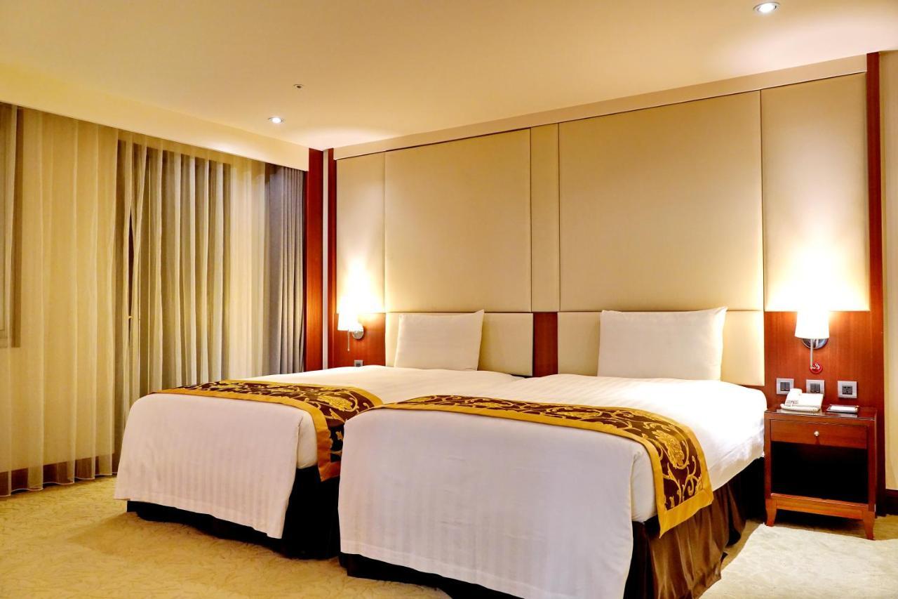 Hu House - Taipei Hotel Luaran gambar